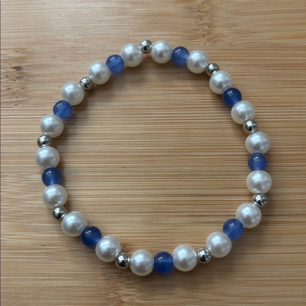 Pearl, Blue, & Silver Beaded Bracelet